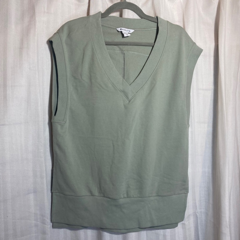 Athleta Sage Green V Neck Sleeveless Sweatshirt Vest Women S Athleisure Minimal